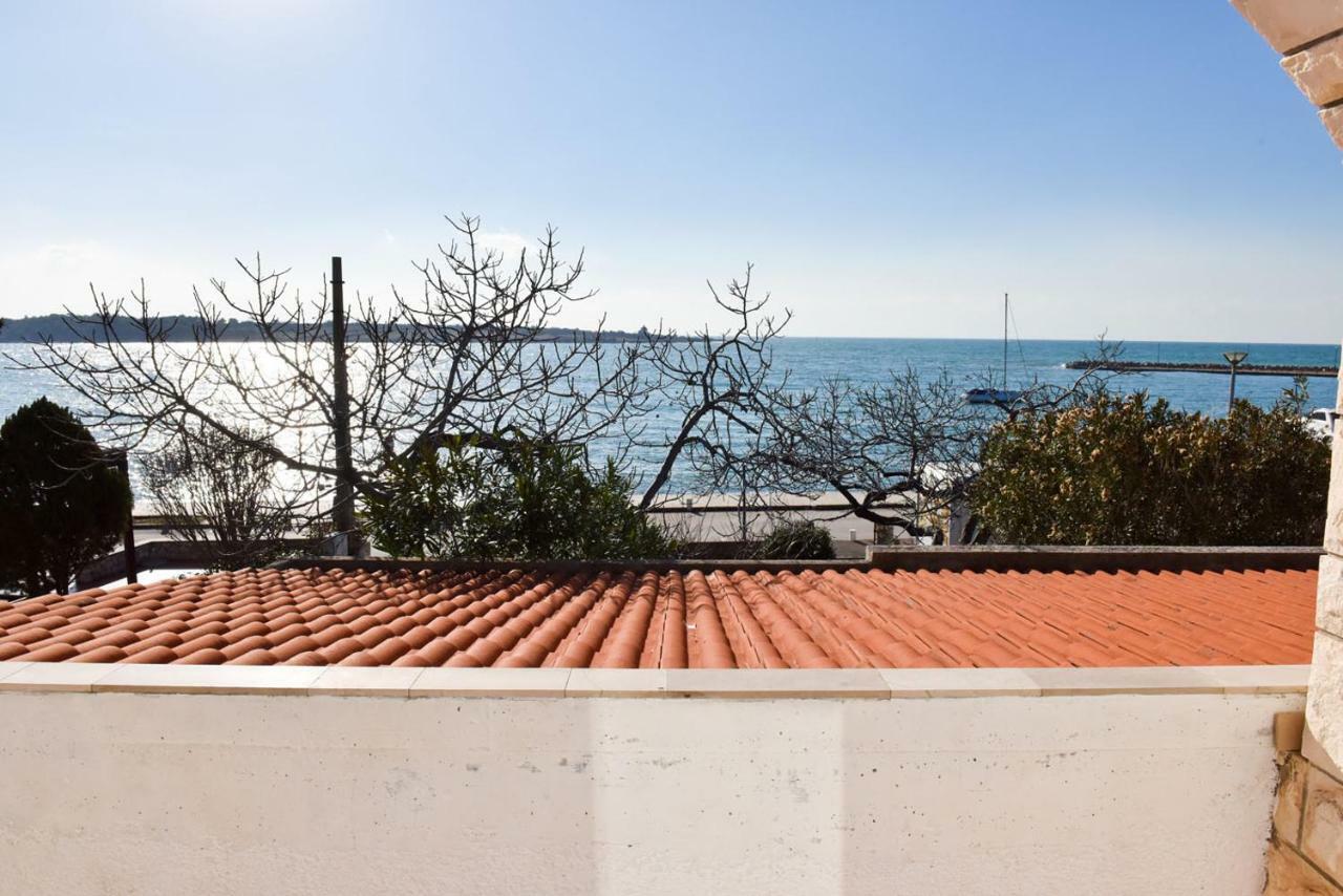 Apartmans And Rooms "Slavica" Novalja Exterior foto